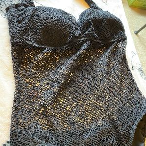 Black crochet center one-piece swimsuit